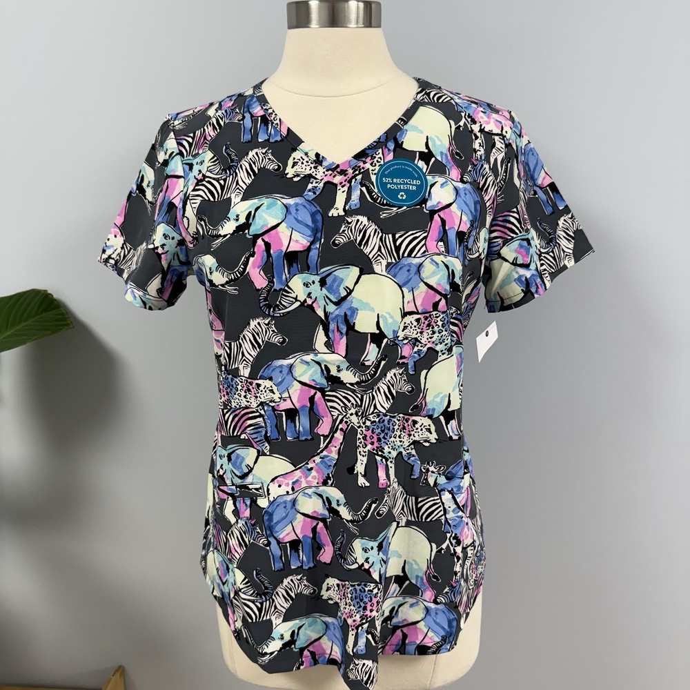 NWT Cherokee Pastel Rainbow African Animals Scrub Top S Zebra Elephant Scrubs